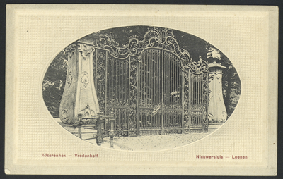 17329 Gezicht op het toegangshek van het huis VredenHoff (Rijksstraatweg 51-53) te Nieuwersluis (gemeente Loenen aan de ...